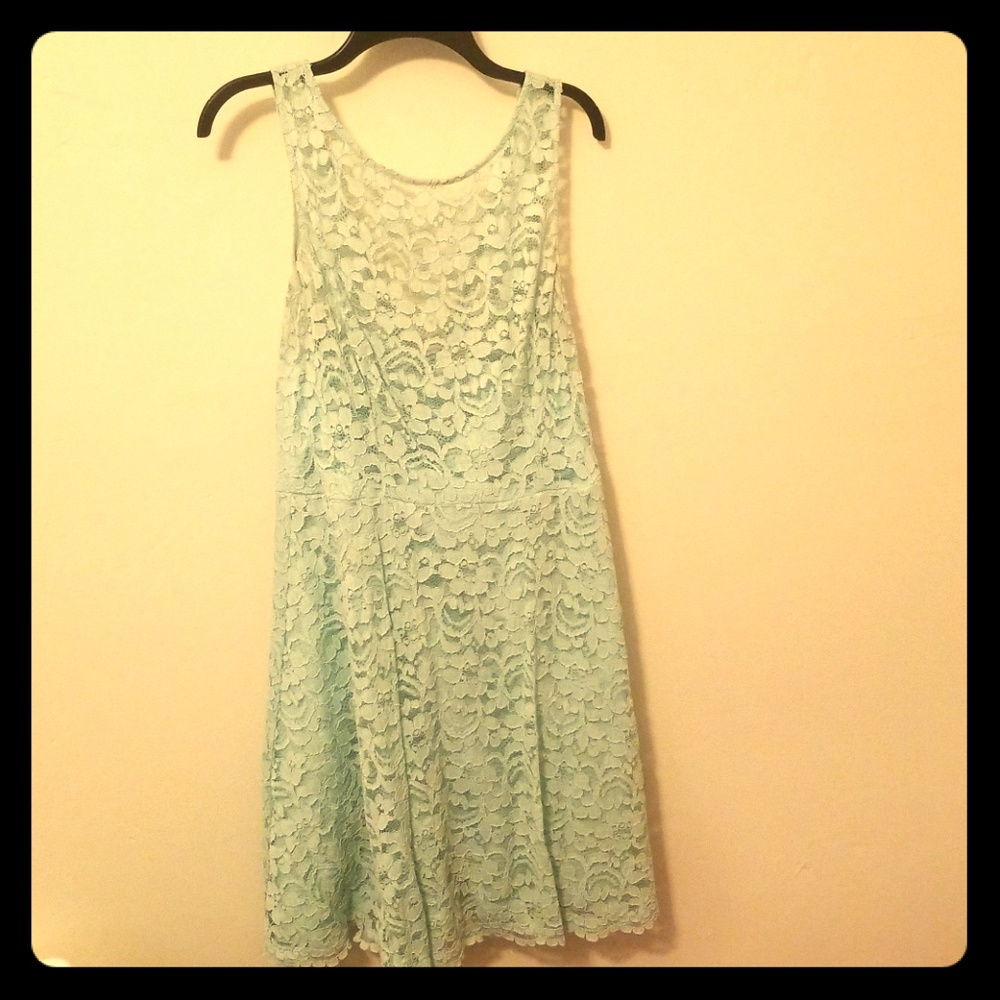 💚David's bridal bridesmaid mont green dress